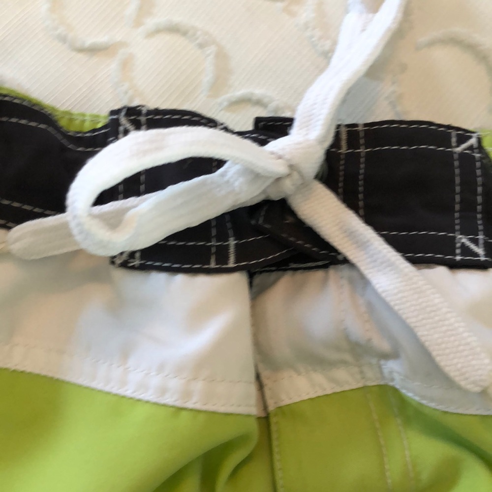 Mens Swim Trunks. SZ S. - Picture 6 of 8